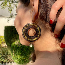 Load image into Gallery viewer, Eclipse