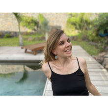 Load image into Gallery viewer, Elegance